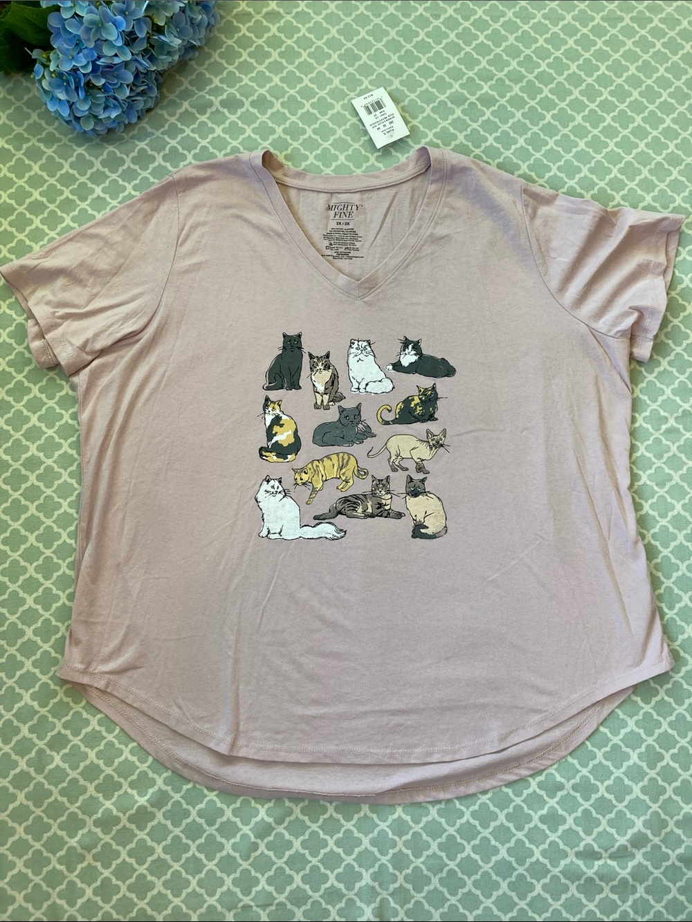 NWT Mighty Fine Cat Print V Neck Tee 2X